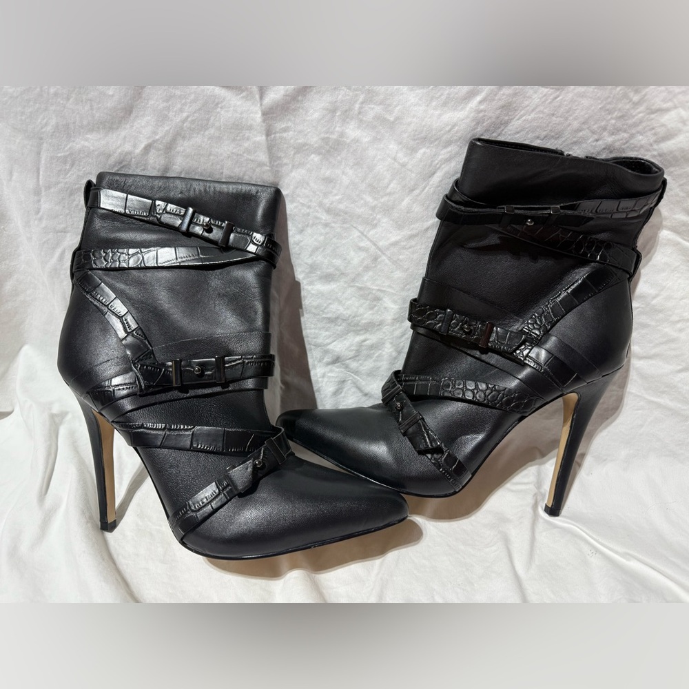 Guess booties, leather upper size 10. Worn once. Excellent condition